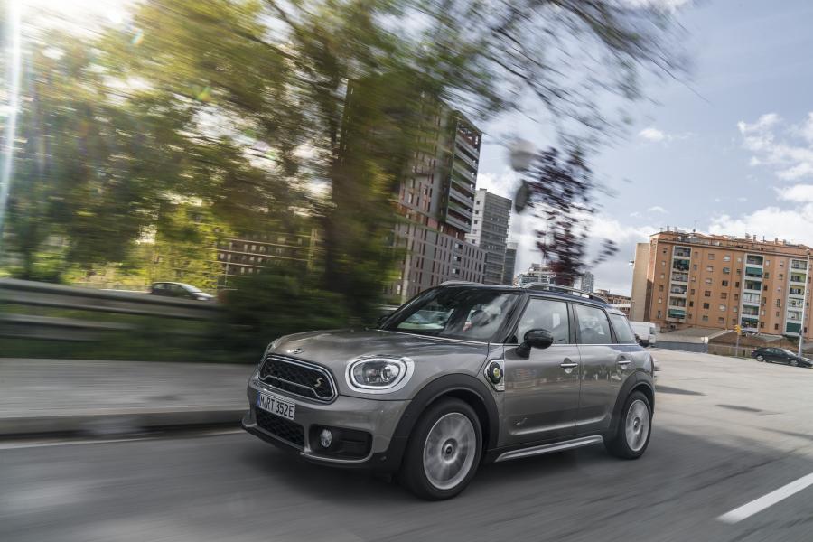  Mini Cooper S E Countryman ALL4 (F60) 2017 года  (WW) (фото 147 из 173)